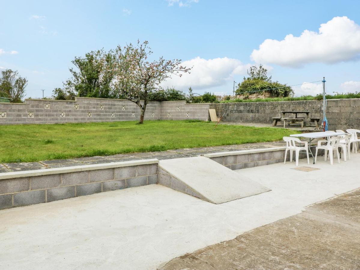 Villa Tir Bedw à Ederyn Extérieur photo
