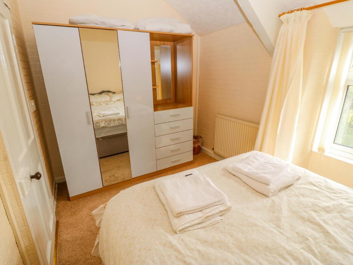 Villa Tir Bedw à Ederyn Extérieur photo
